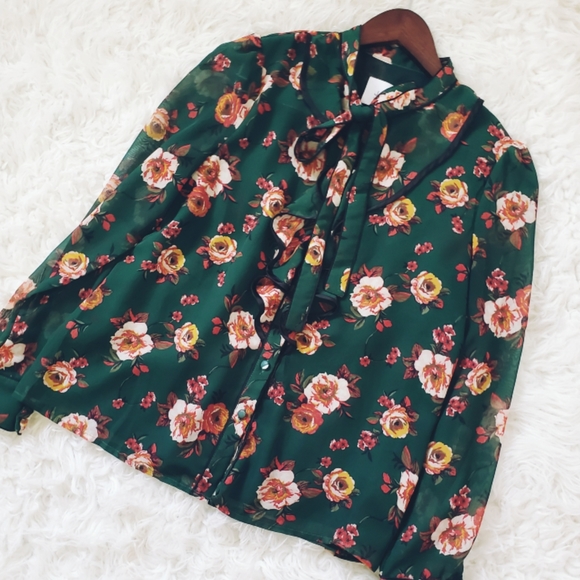 J.O.A. Tops - J.O.A. Prairie Blouse, dark green floral,